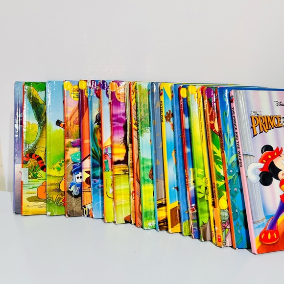 Classic Disney kids book. Walt Disney kids books. 22 books. Used in good condit - Picture 8 of 10